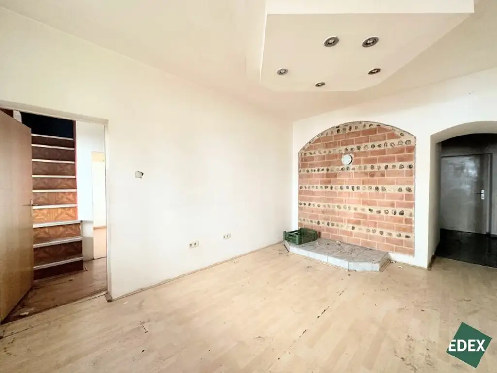 Geschäftsfläche nahe Gellertplatz