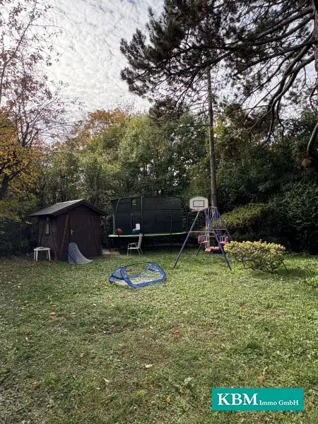 Endlich Zuhause: Wo Platz auf Lebensqualität trifft! - Haus mit 10 Zimmern, Garage und 5 Bädern