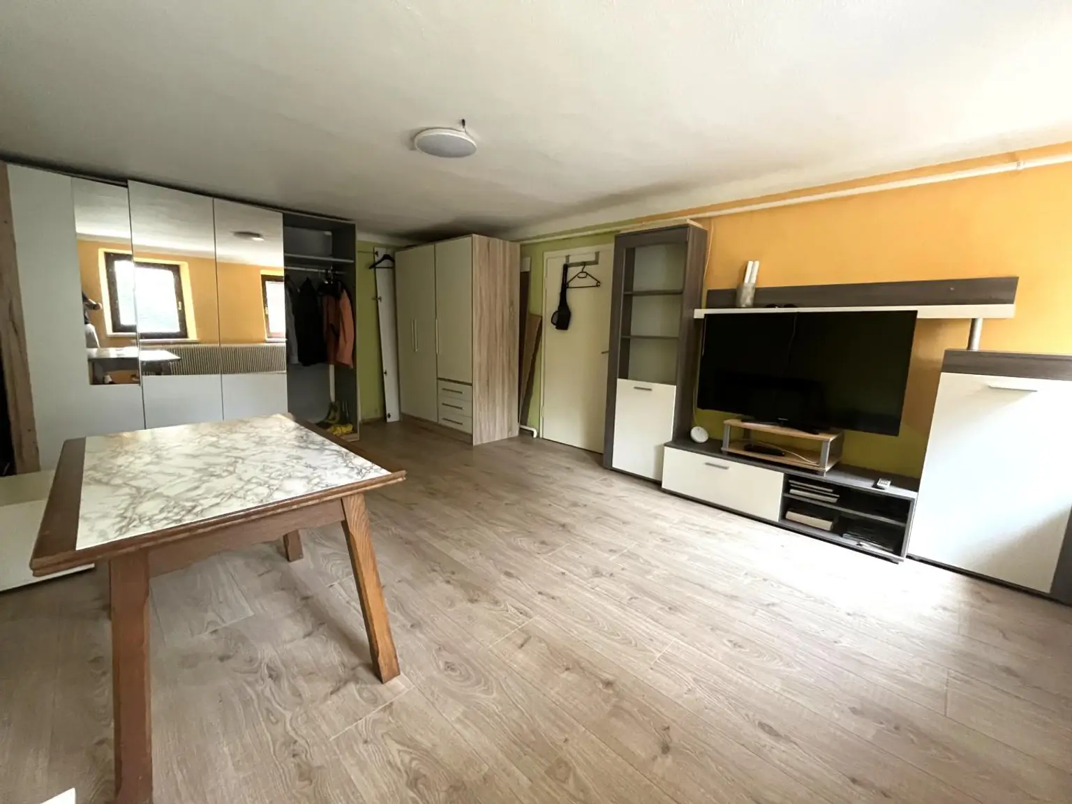 Zimmer 1 I