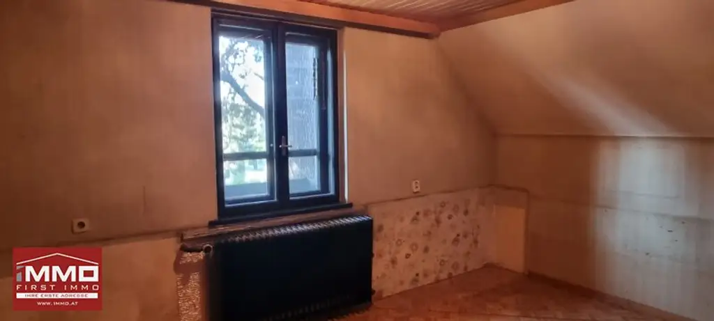 IDYLLISCHES FAMILIENNEST MIT GESTALTUNGSPOTENTIAL IN ESSLING