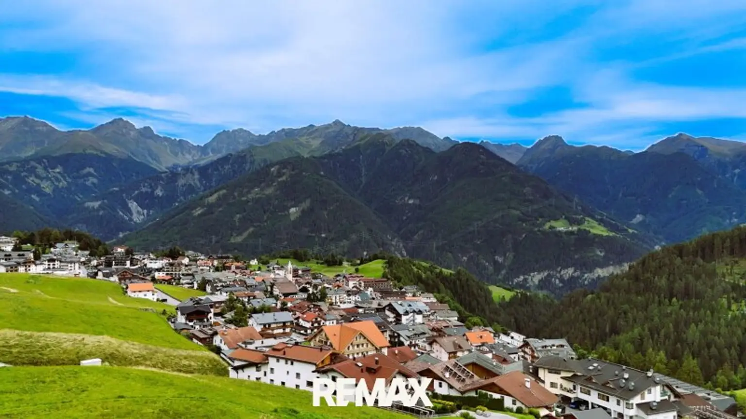 Serfaus - Apartment - Ausblick Drohne