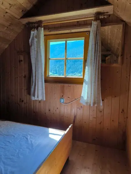 Einmalige Gelegenheit – Uriges Ferienhäuschen in traumhafter Naturlage mit Panoramablick auf den Afritzer See und privaten Seezugang