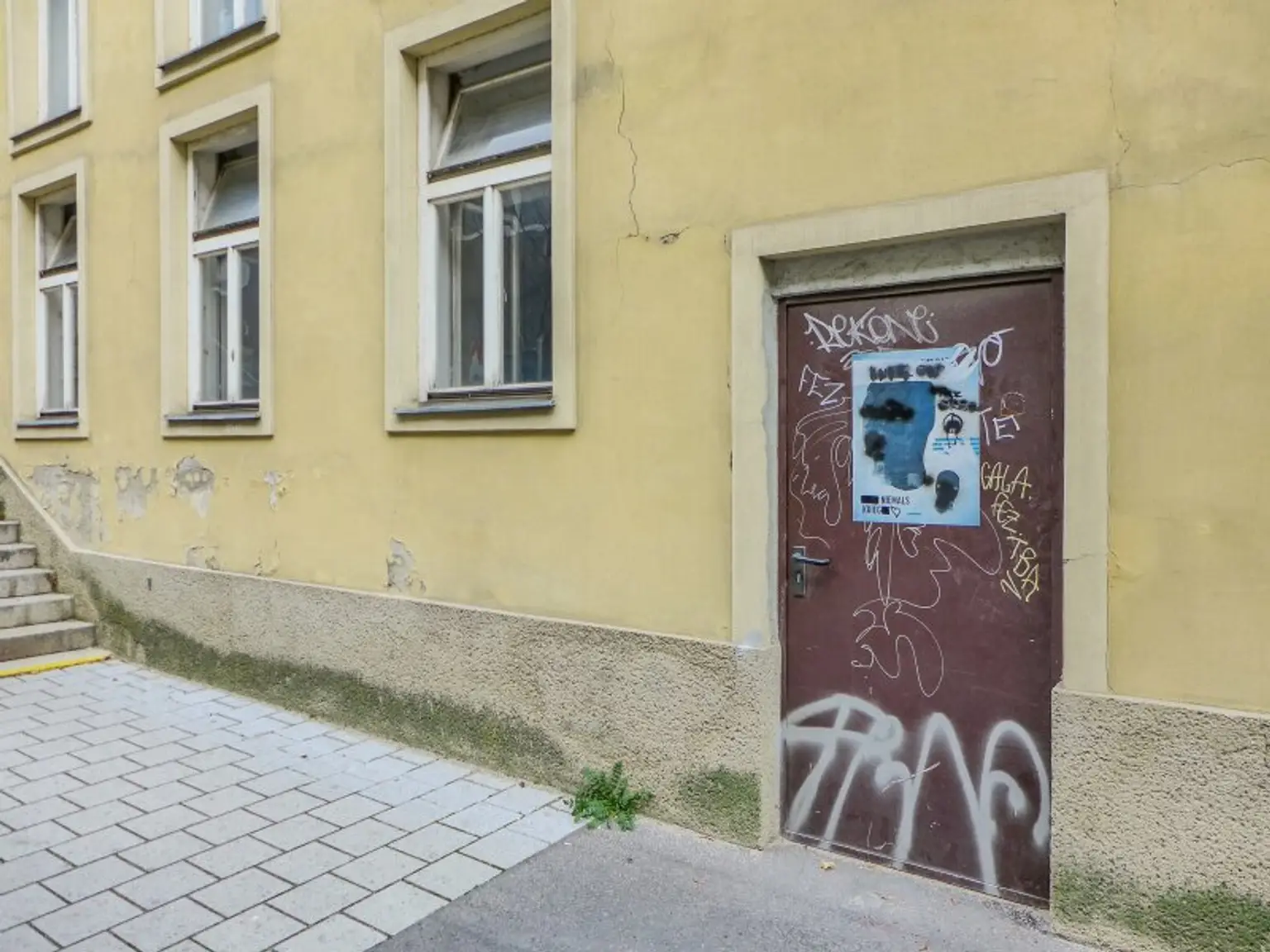 Strassenseitig begehbare Lagerflache - Nähe Palais Liechtenstein -  HMZ 5€/qm