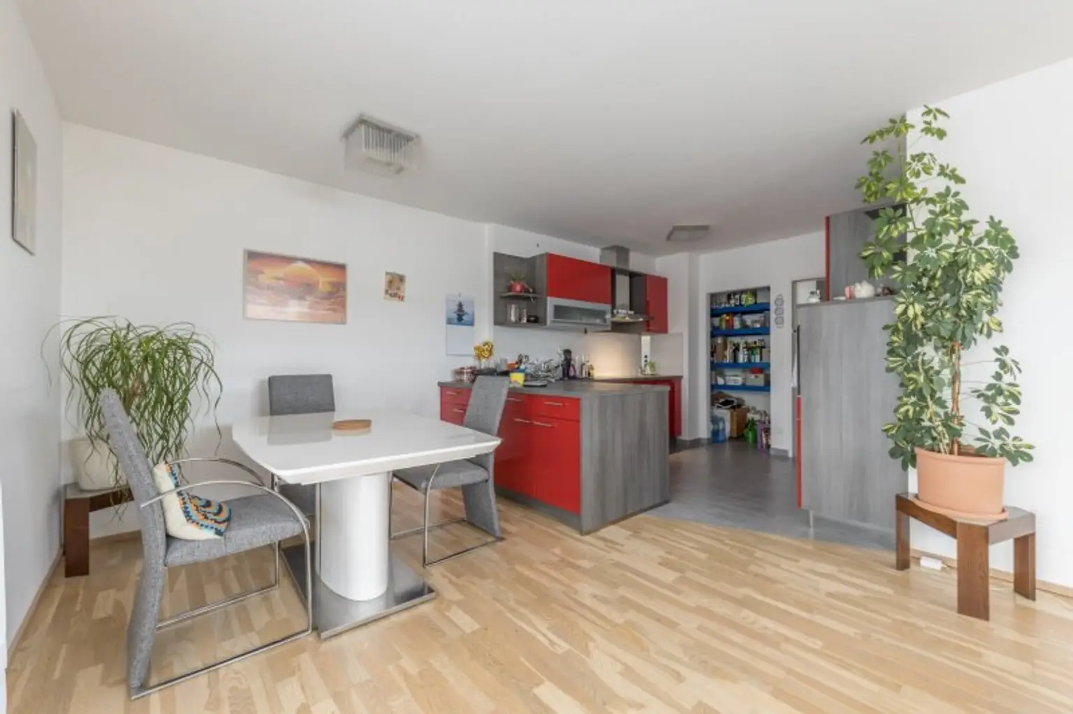 3 Zimmer-Eckwohnung in Waidmannsdorf im obersten Stock!