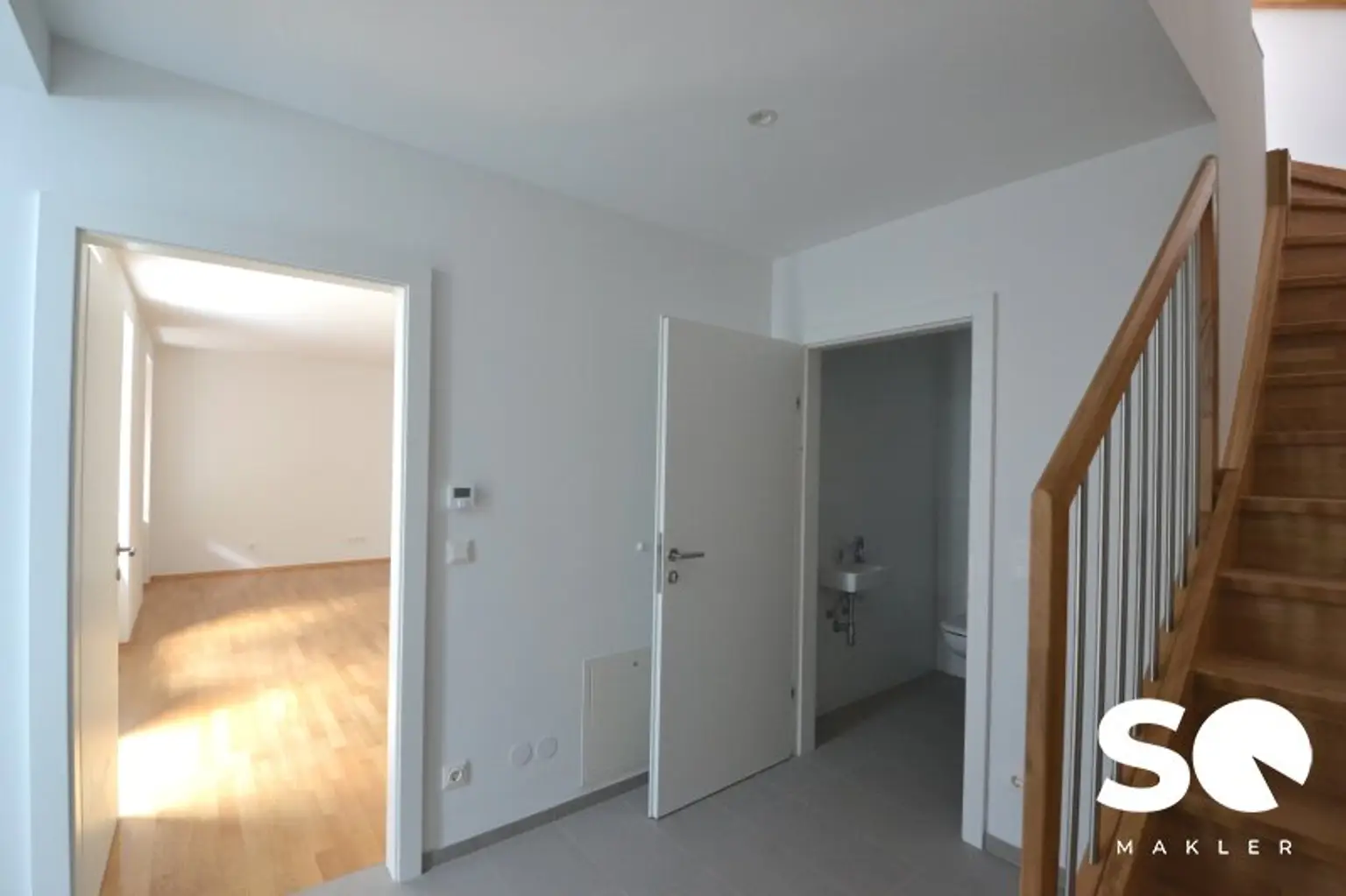1. Etage: Eingangsbereich/ Vorraum