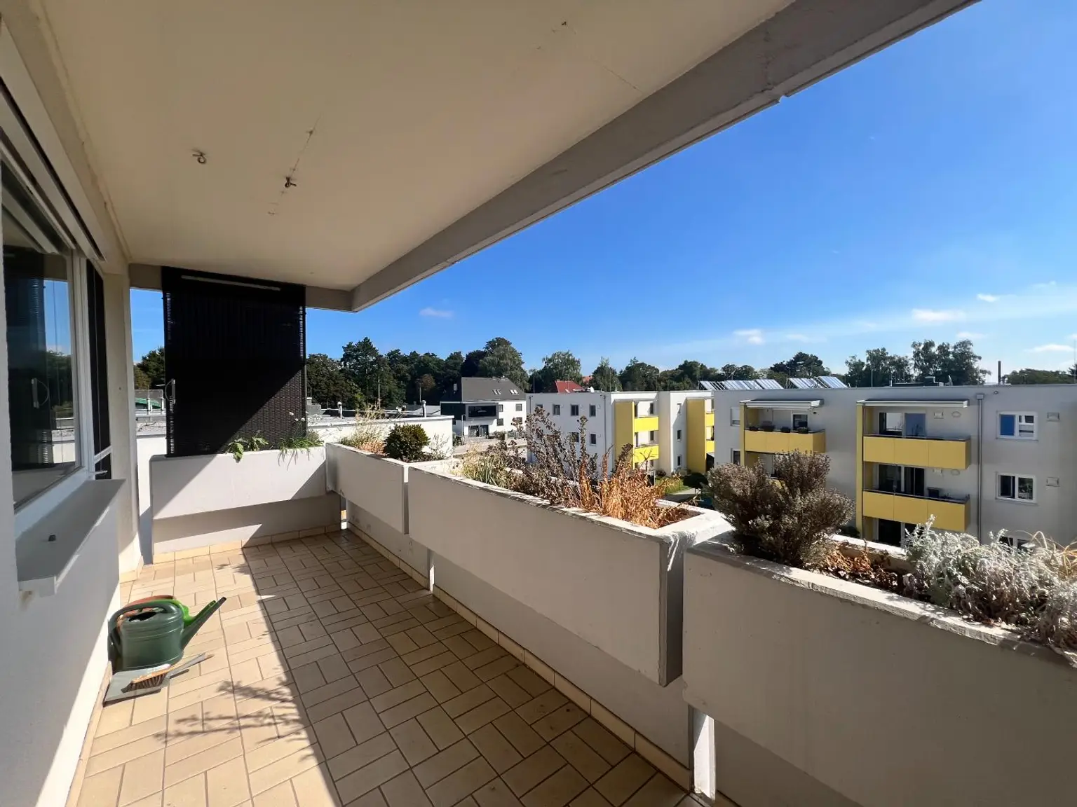 Großzügige 3-Zimmer-Wohnung mit Loggia in zentrumsnaher Lage