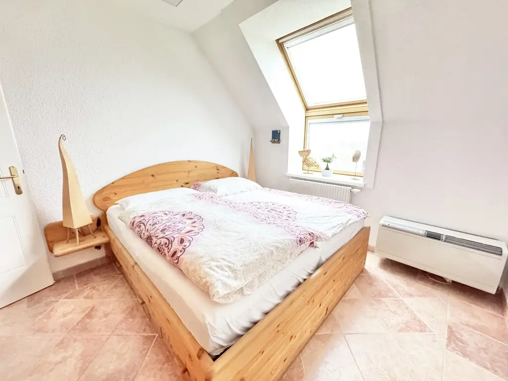 TRAUMHAFTE NEUBAUWOHNUNG MIT FERNBLICK | LICHTDURCHFLUTETE 3 ZIMMER | GARAGE | TOPLAGE IN EBERGASSING