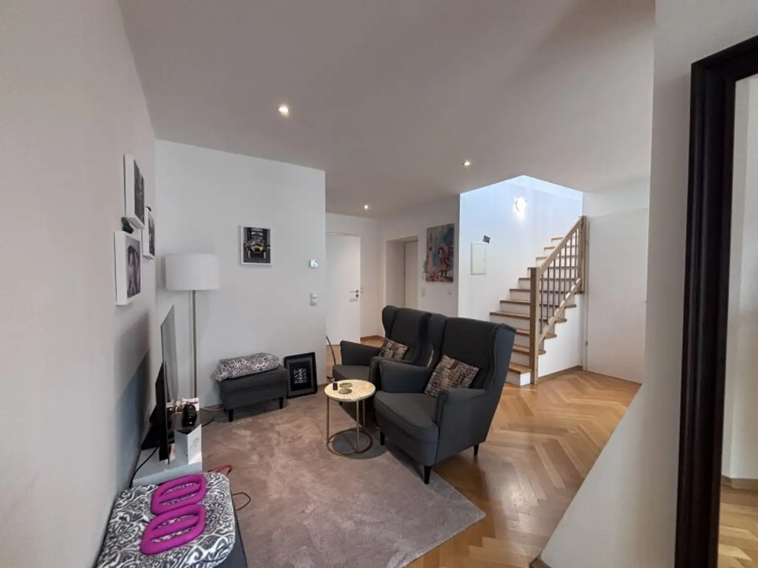 Dachterrassenwohnung ohne Dachschrägen – Erstklassige Lage nahe Börse und Rudolfsplatz