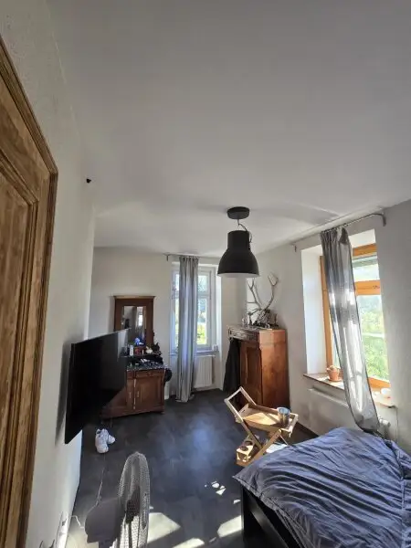 Exklusive Stadtwohnung mit großzügiger Fläche, 5 Zimmer und hochwertiger Ausstattung - Perfekt für Familien!