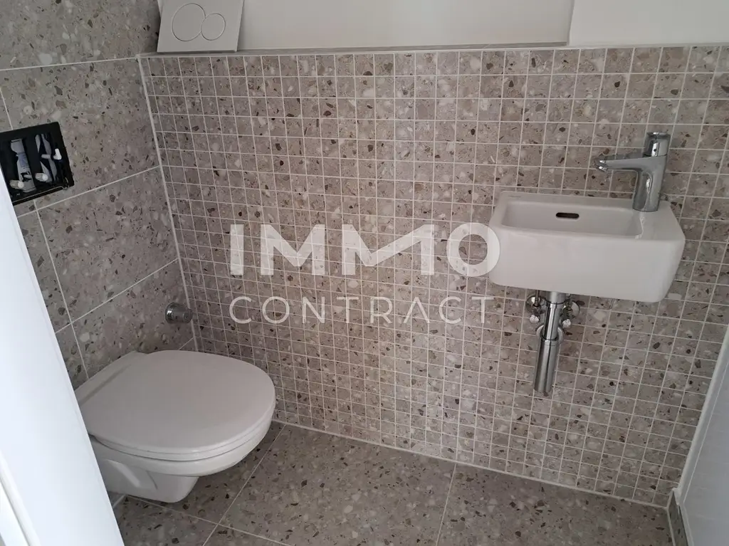 EIN WAHRES FAMILIENPARADIES - 4 ZIMMER MAISONETTE MIT GARTEN und BALKON!
