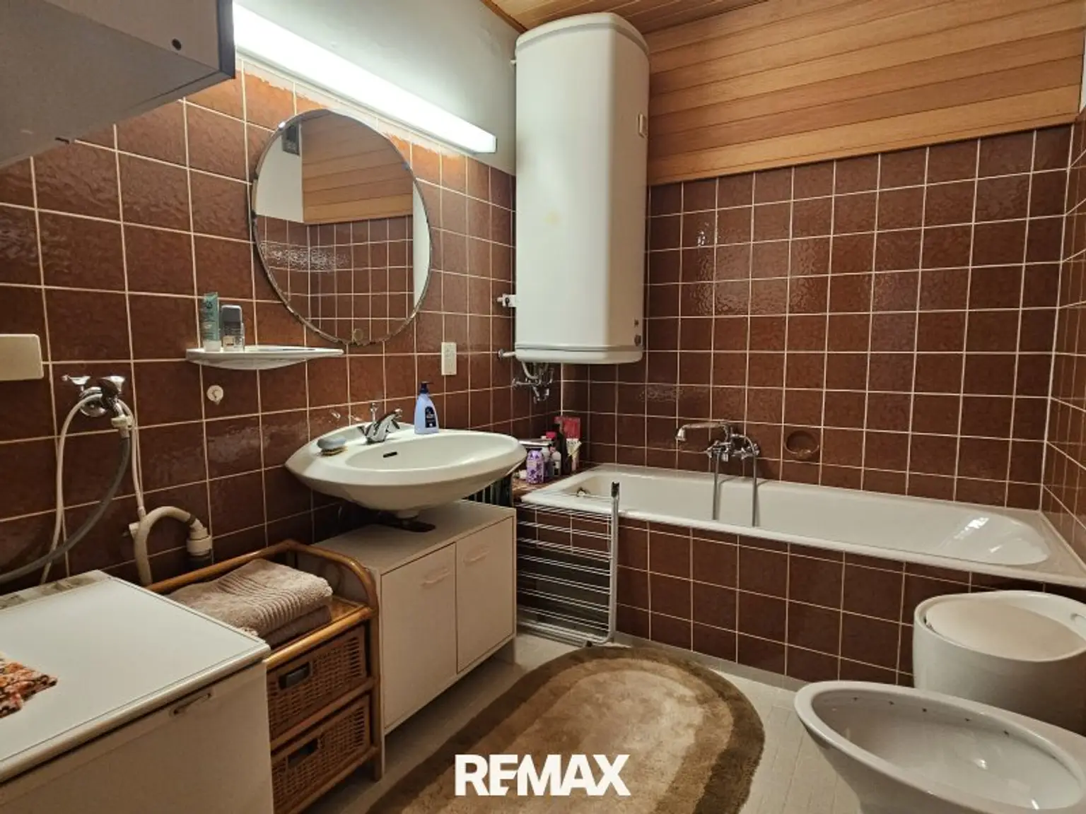 Badezimmer mit Wanne