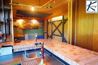 Bar und Partyraum UG