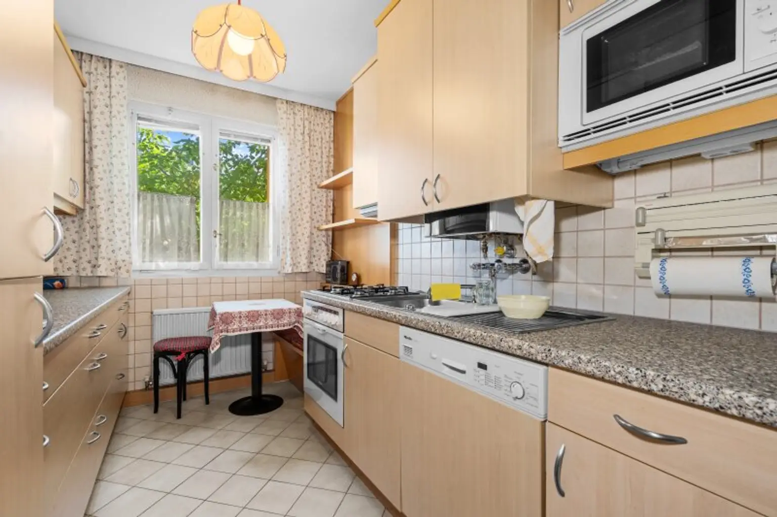 Gemütliche 4-Zimmer-Wohnung mit Balkon in 1050 Wien! +++ RE/MAX Trend +++