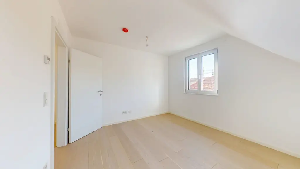 Sonnige 3-Zimmer-Terrassenwohnung in grüner Oase nahe der Donau!
ERSTBEZUG!