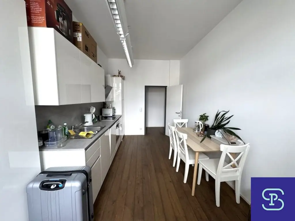 Naschmarkt-Nähe: Renoviertes 167m² Büro mit Garage, Balkon und Lift - 1050 Wien
