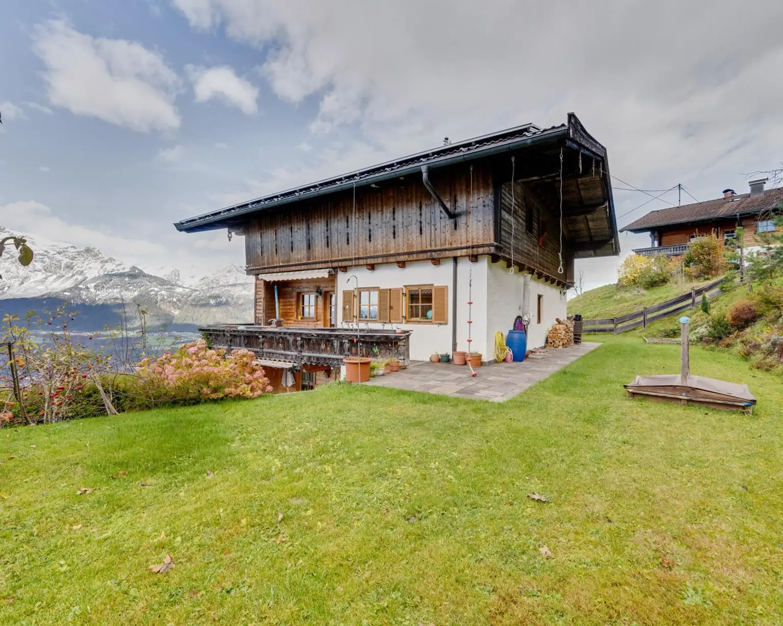 Gepflegtes Tiroler Einfamilienhaus mit traumhaftem Panoramablick