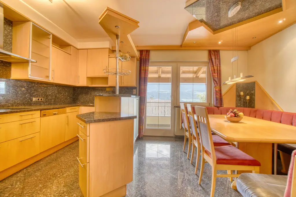 4-Zimmer Familientraum in unverbaubarer Aussichtslage