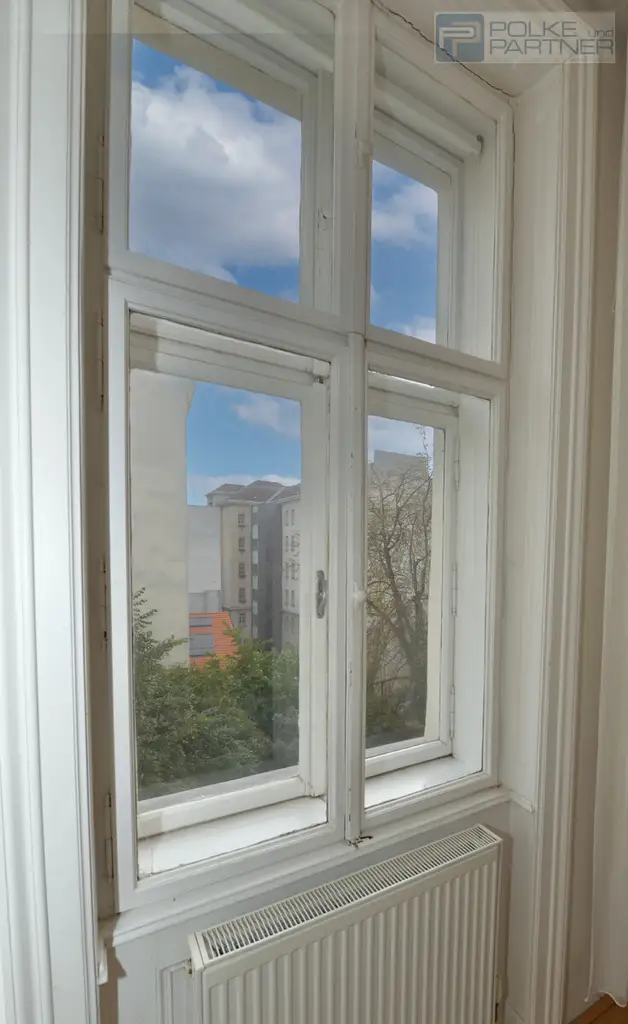 ALTBAU-GARCONNIERE IM HERZEN DES SERVITENVIERTELS –IDEAL FÜR SINGLES, PAARE ODER ALS WIENER HOMEBASE