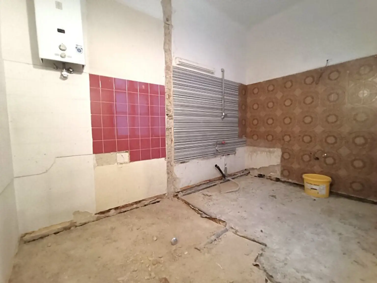 Großzügige 2,5-Zimmer Wohnung im 9. Bezirk mit viel Potential! Nähe U4 Friedensbrücke!