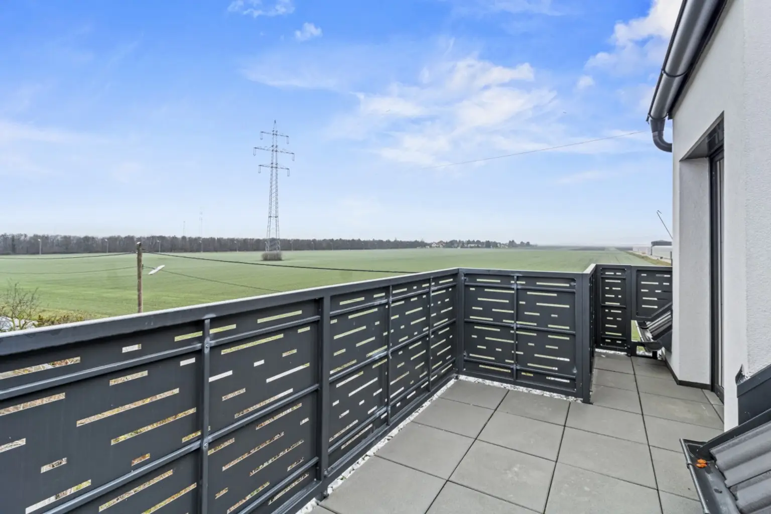 7 | ++ NEU ++ REIHENHAUS mit Balkon, Terrasse und Wohnkeller in NEUESSLING | Prima Service Immobilien