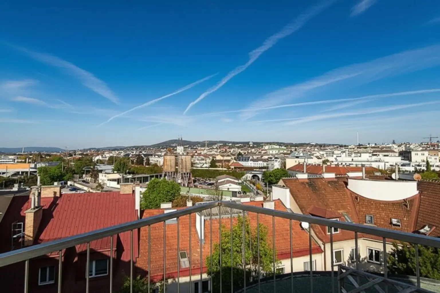 EXCLUSIVE LIVING ABOVE VIENNA – U4 ST. VEIT