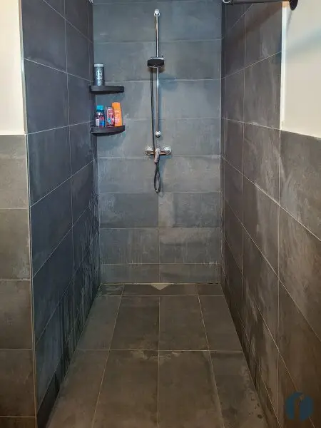 Bad mit Walk-In Dusche
