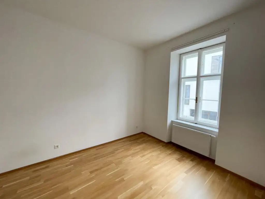 Exklusive 2-Zimmer Wohnung mit Terrasse, Tiefgaragenplatz und Villen Flair zu vermieten in Vorstadt Vöcklabruck