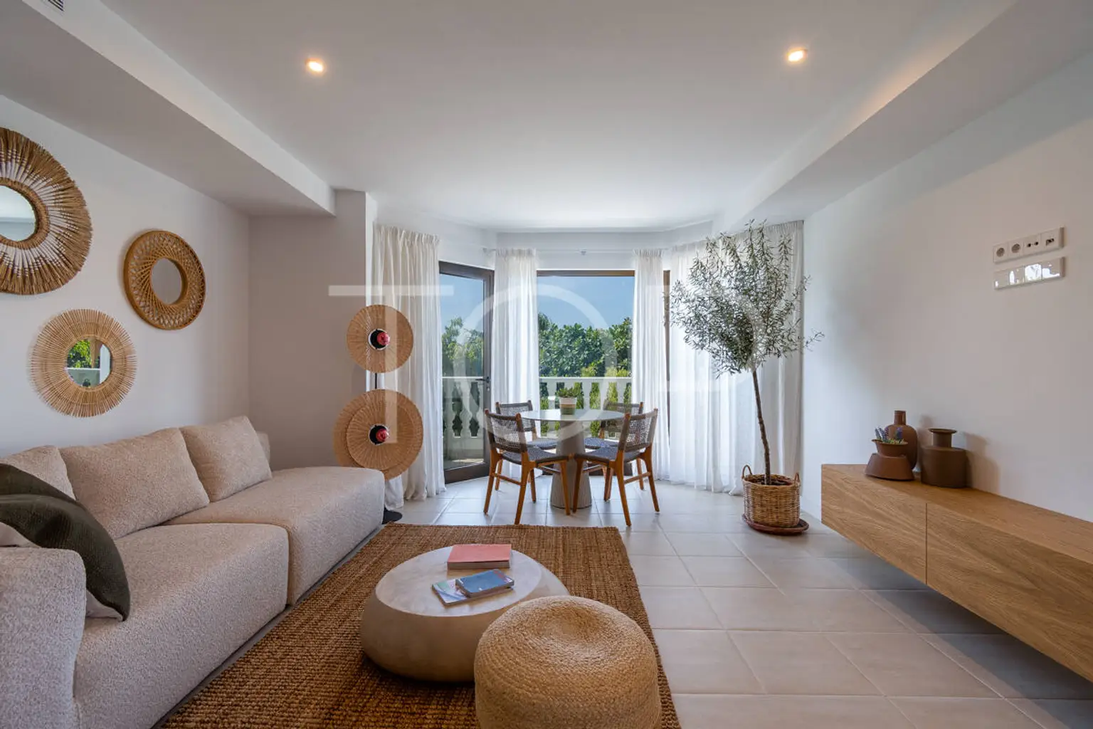 Atanaus-Los-Cristianos-Living-Area-Tenerife-1