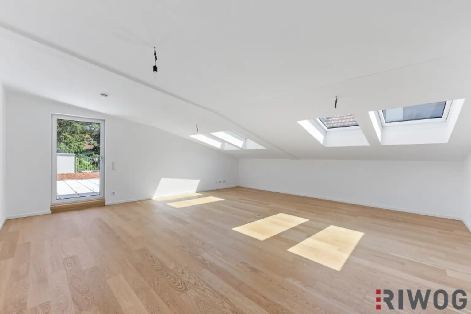 Loftähnliche Maisonette mit Terrasse, Dachgarten und Luxus-Ausstattung