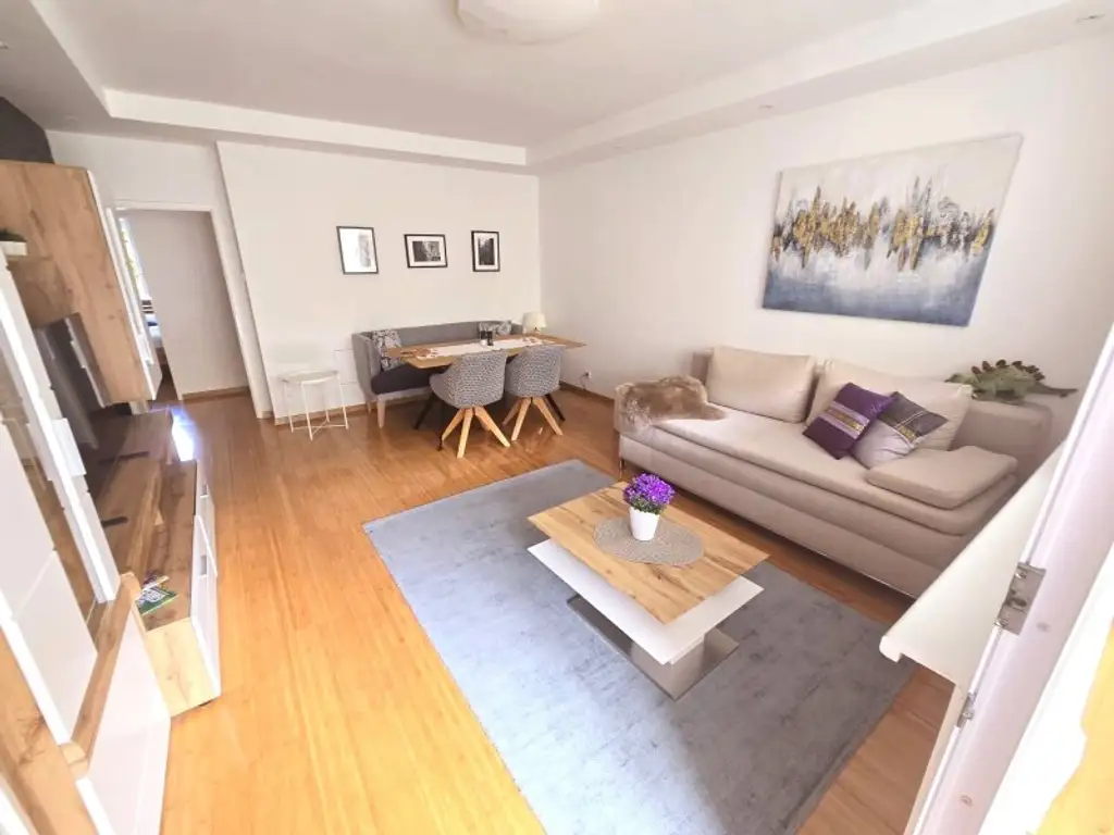 TOP LAGE - Koffer packen und einziehen! - hochwertig ausgestattete, moderne 3-Zimmer Wohnung mit verglaster Loggia - WIE ERSTBEZUG!