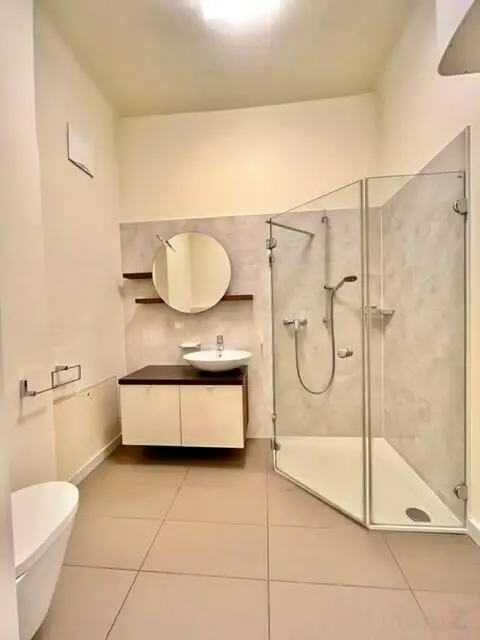 Altbau-Garconniere: Nähe FH-Joanneum im 3.OG ohne Lift - ab 1.12. beziehbar