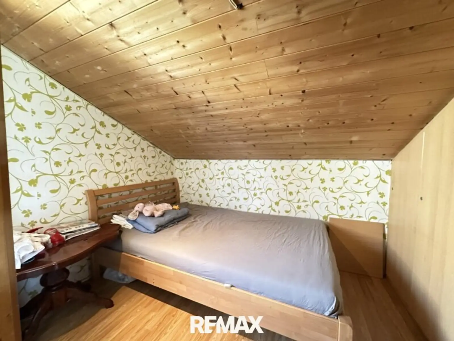 14 Schlafzimmer 2