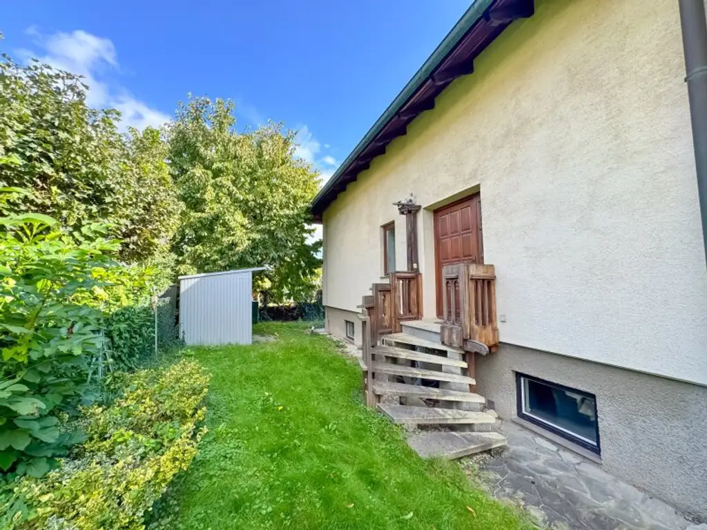 🏡 Großzügiges Einfamilienhaus mit Werkstattkeller, Garage & Terrasse in Stockerau mit Ausbaupotenzial!