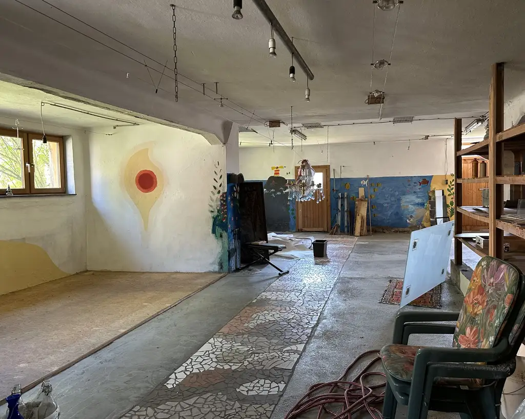 Einfamilienhaus mit großem Garten