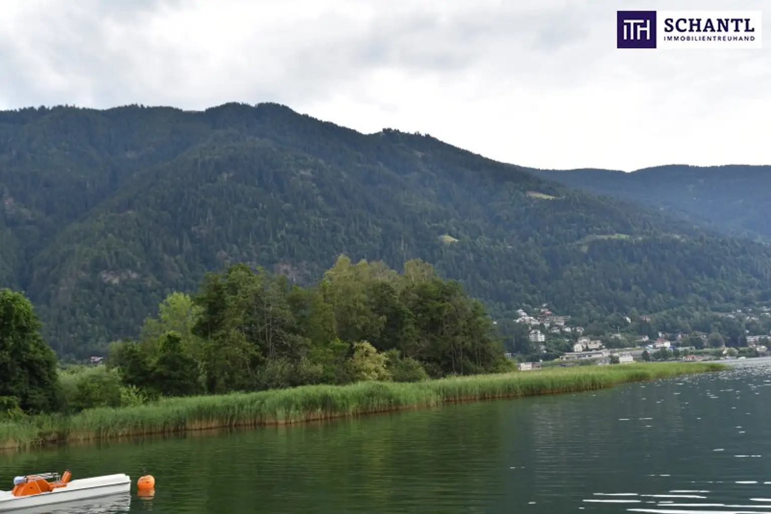 ++EXKLUSIVE ca. 92m² EIGENTUMSWOHNUNG am OSSIACHER SEE++mit PRIVATEM SEEZUGANG++ PANORAMABLICK auf die GERLITZEN++ZWEITWOHNSITZ ALS WERTANLAGE++