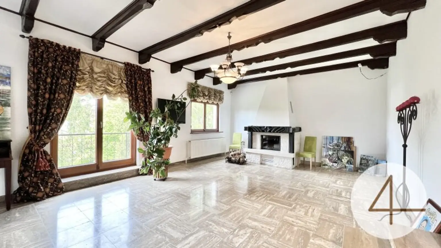 10 Minuten Fahrzeit nach Wien I Klimatisierte Villa mit Weitblick I Wellness, Fitnessraum & Kamin I Terrassen, Balkon & Garten I Hochwertige Ausstattung