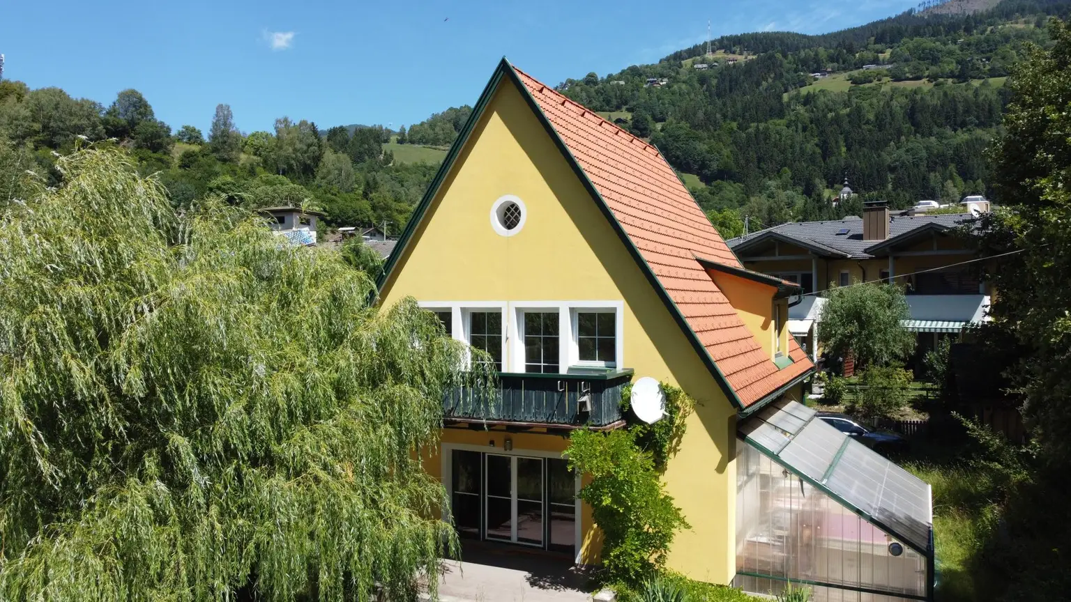 Charmantes Wohnhaus mit großem Entwicklungspotenzi