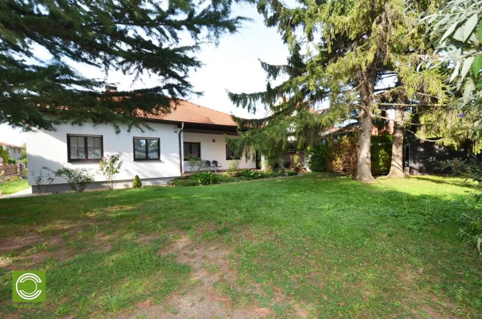 CHRISTOPH CHROMECEK IMMOBILIEN - PERCHTOLDSDORF - Erstklassiger Bungalow auf ruhigem Eckgrundstück!