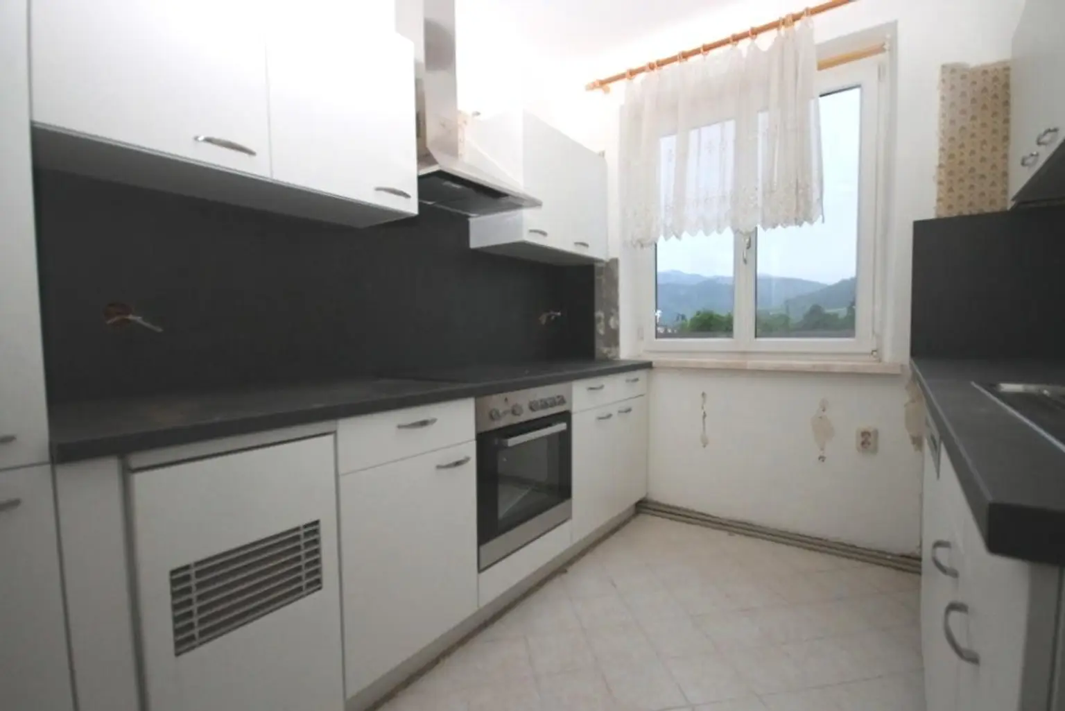 # 2 Zimmer Mietwohnung # NEUE KÜCHE ab 19.05.2016 # Studentenwohnung # im Zentrum von Leoben#IMS IMMOBILIEN KG #
