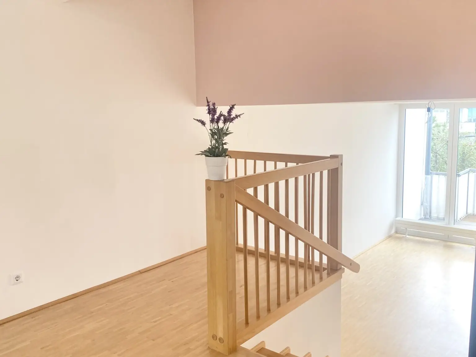 HIETZING - 2 Zimmer + BALKON in Ruhelage  I 1 Bedroom  Apartment + Balcony  INKLUSIVE TG PARKPLATZ