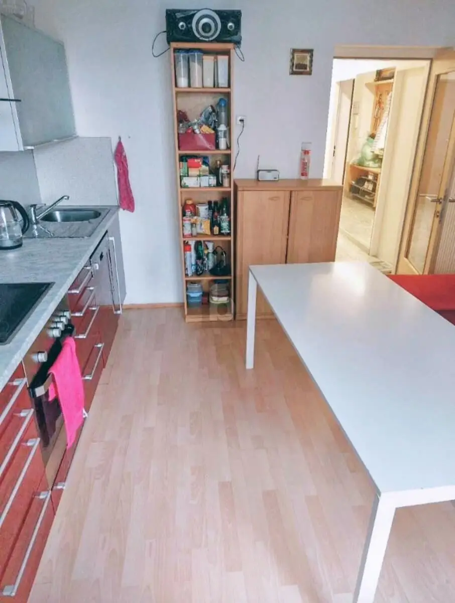 MIT GEWERBEIMMOBILIE, SEPARATEN EINGÄNGEN UND PARIFIZIERUNGSMÖGLICHKEIT