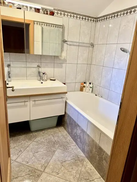 GEPFLEGTES WOHNHAUS - AUCH ALS FERIENDOMIZIL NUTZBAR