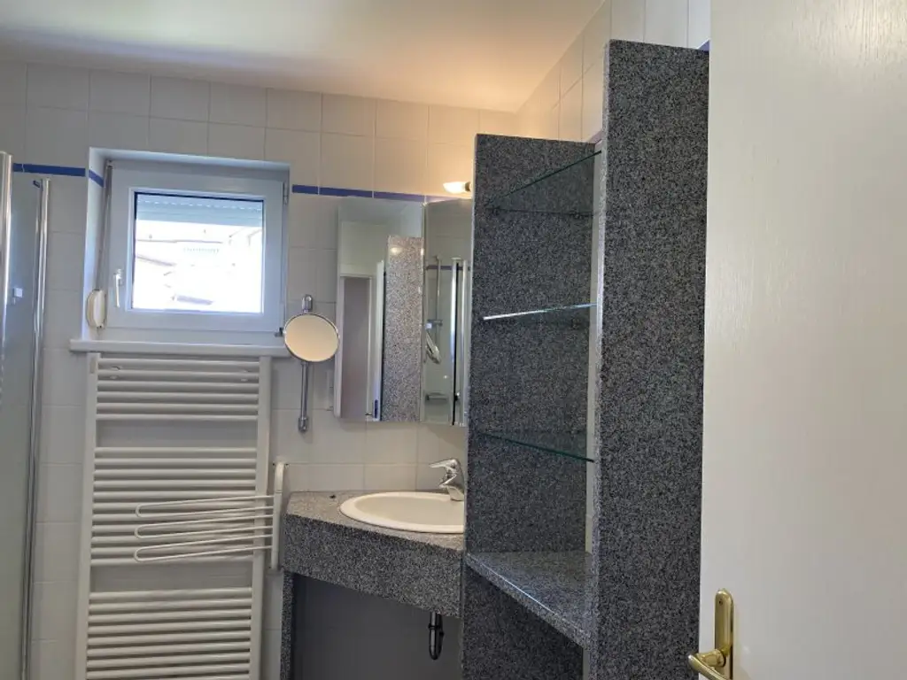 Schöne, große Wohnung in super Aussichtslage