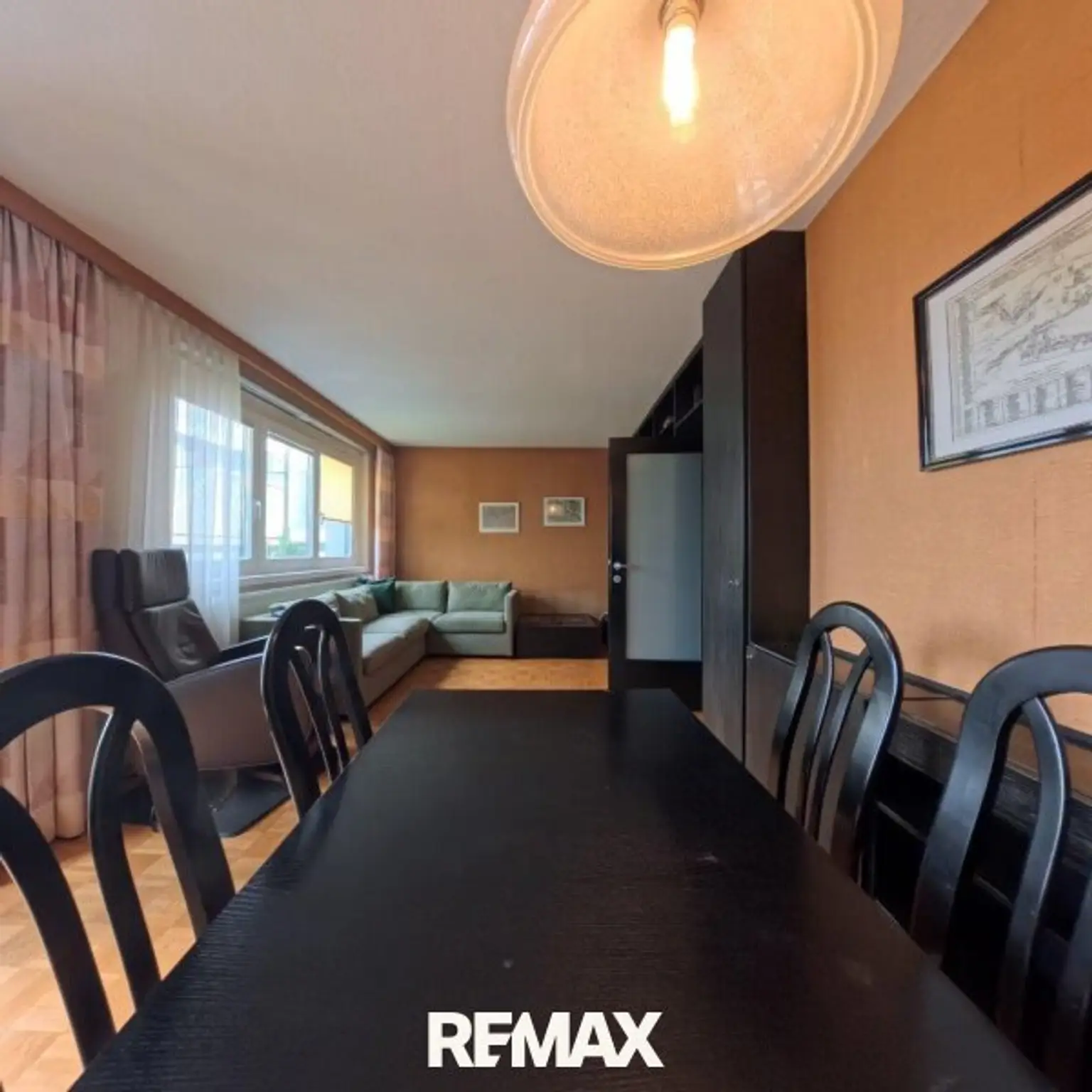 10_Esszimmer_Wohnzimmer