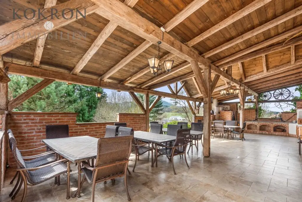 Familiensitz - großzügiges Anwesen für exklusive Ansprüche