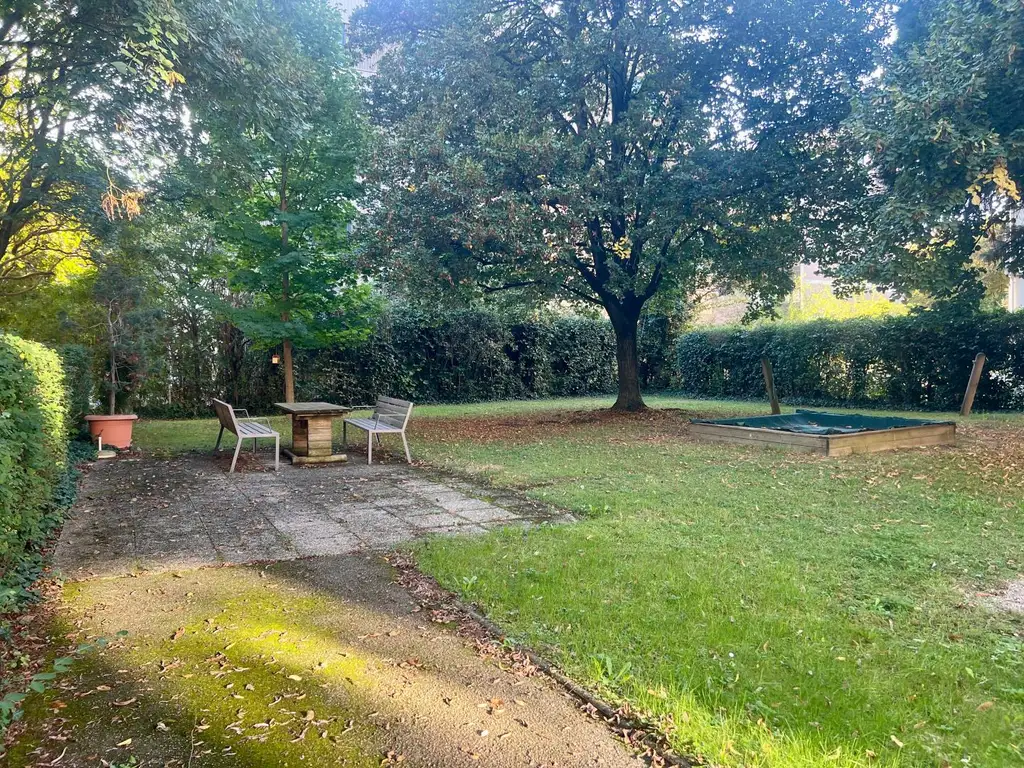 Geräumige 4 Zimmer Wohnung in 8010 Graz Jakomini