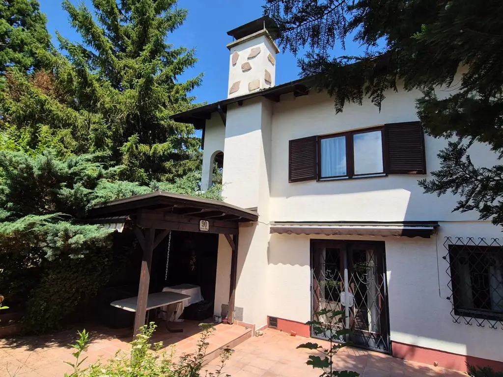 ROMANTISCHES EINFAMILIENHAUS IN BESTER LAGE