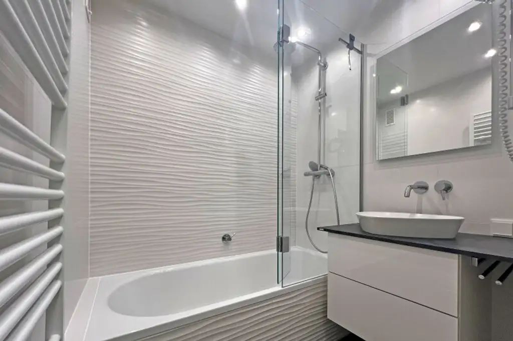 Koffer packen & einziehen! Neuwertige 1,5-Zimmer-Wohnung nahe Bahnhof Hütteldorf