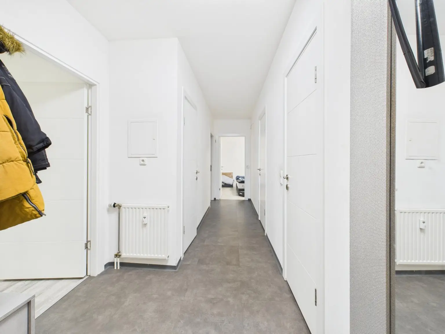 Großzügige 3-Zimmer-Wohnung mit Loggia in begehrter Welser Wohnlage – neuwertig, hell & sofort beziehbar