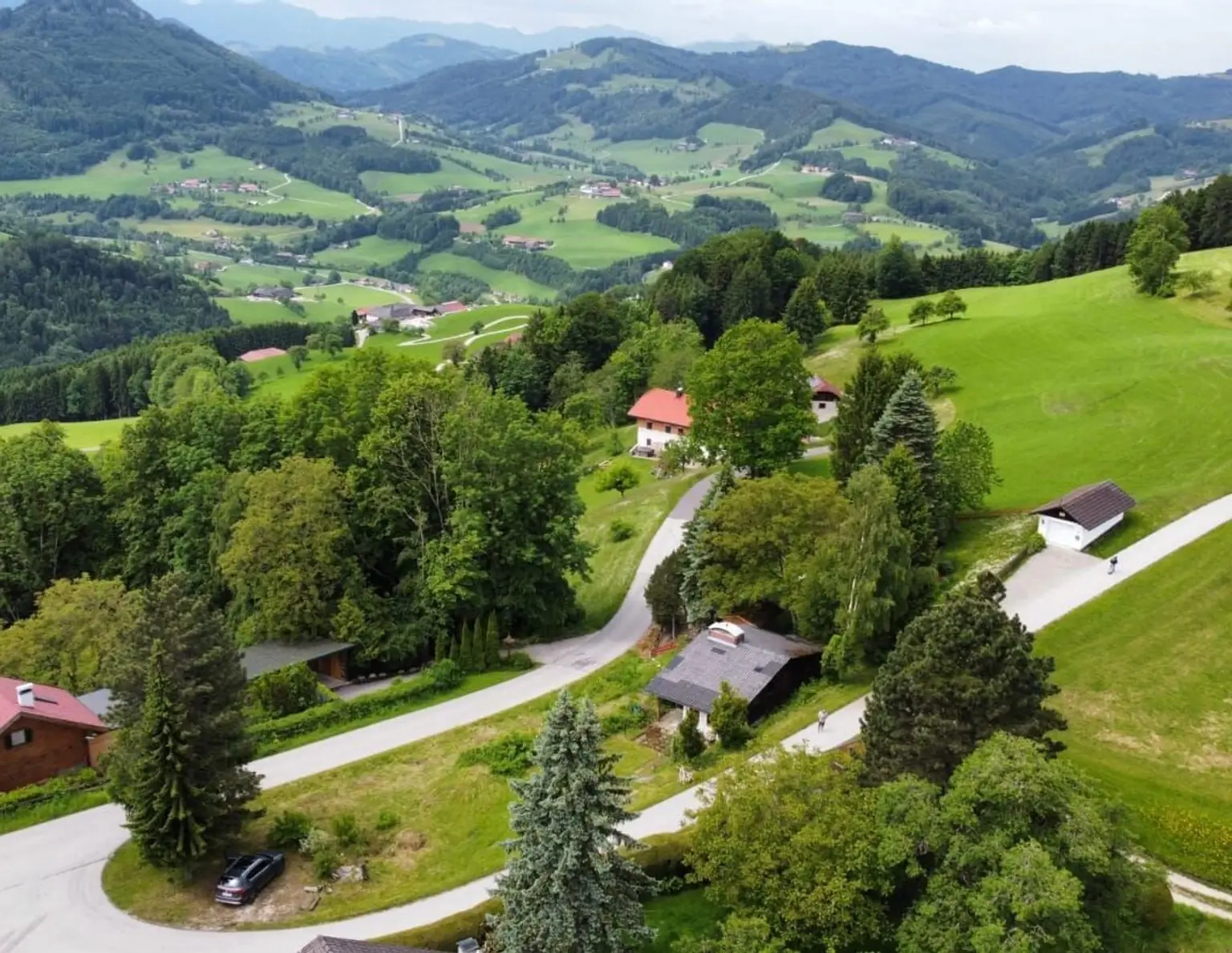 Idyllisches Grundstück mit Hütte und Panoramablick in Zehetner